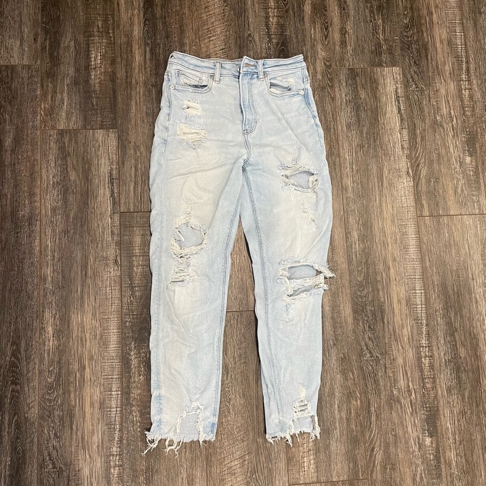 American eagle light colored jeans